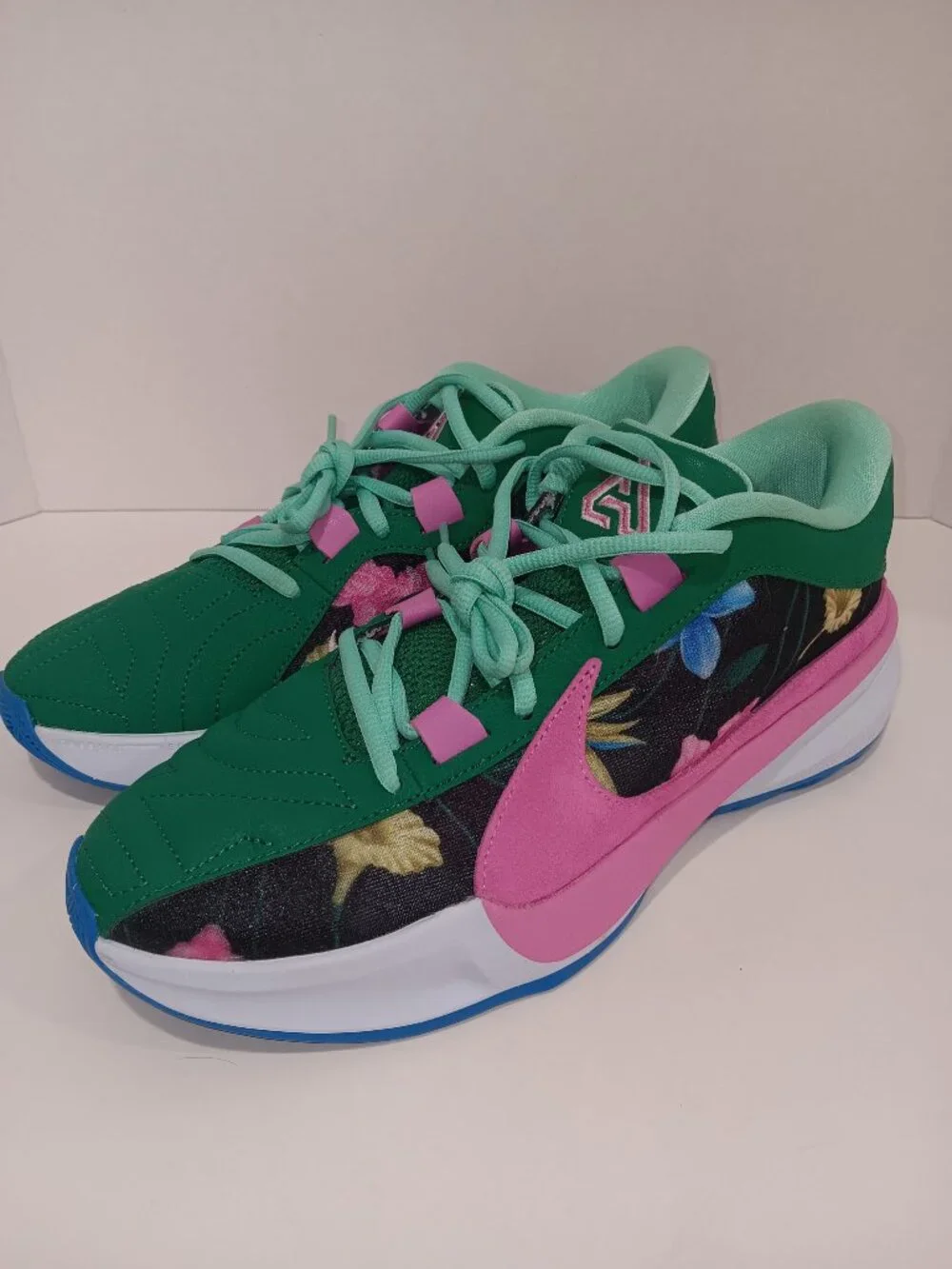 Nike Zoom Freak 5 Flowers Floral Love Giannis Green Men Size 8.5 DX4985-401
